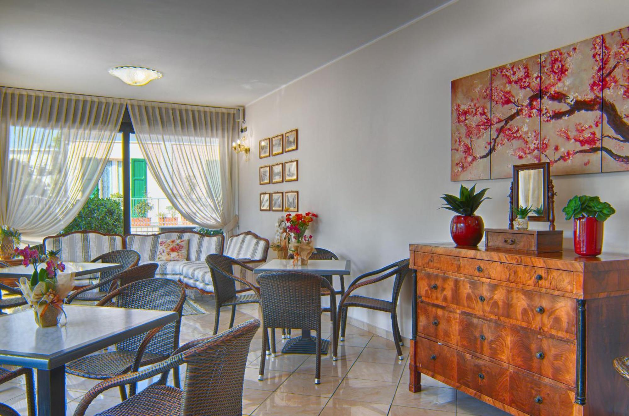 Villa Zavatta "B&B - Rooms & Apartments" ベラーリア・イジェア・マリーナ エクステリア 写真