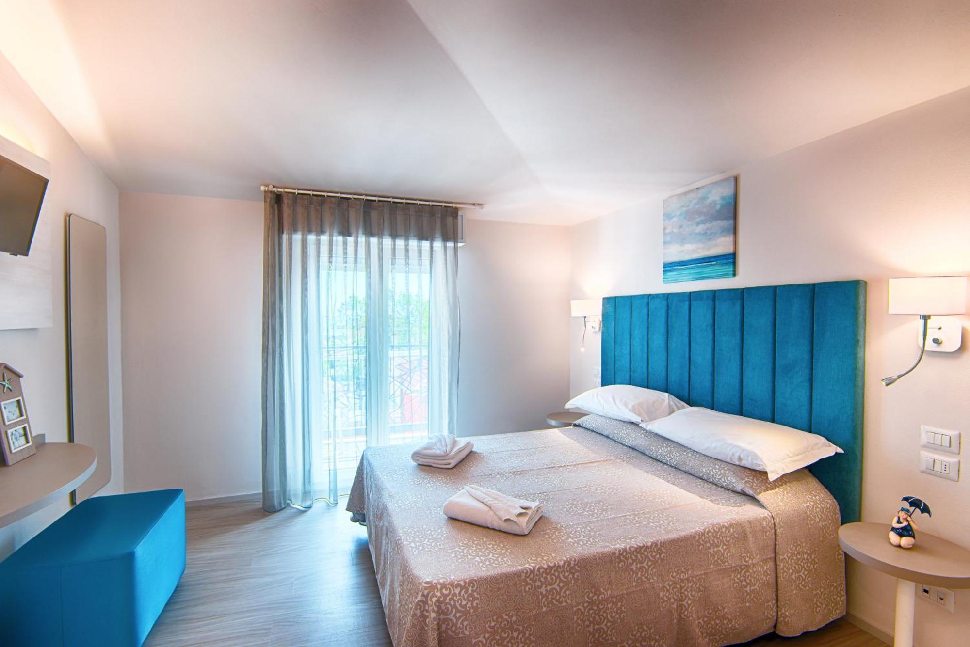 Villa Zavatta "B&B - Rooms & Apartments" ベラーリア・イジェア・マリーナ エクステリア 写真