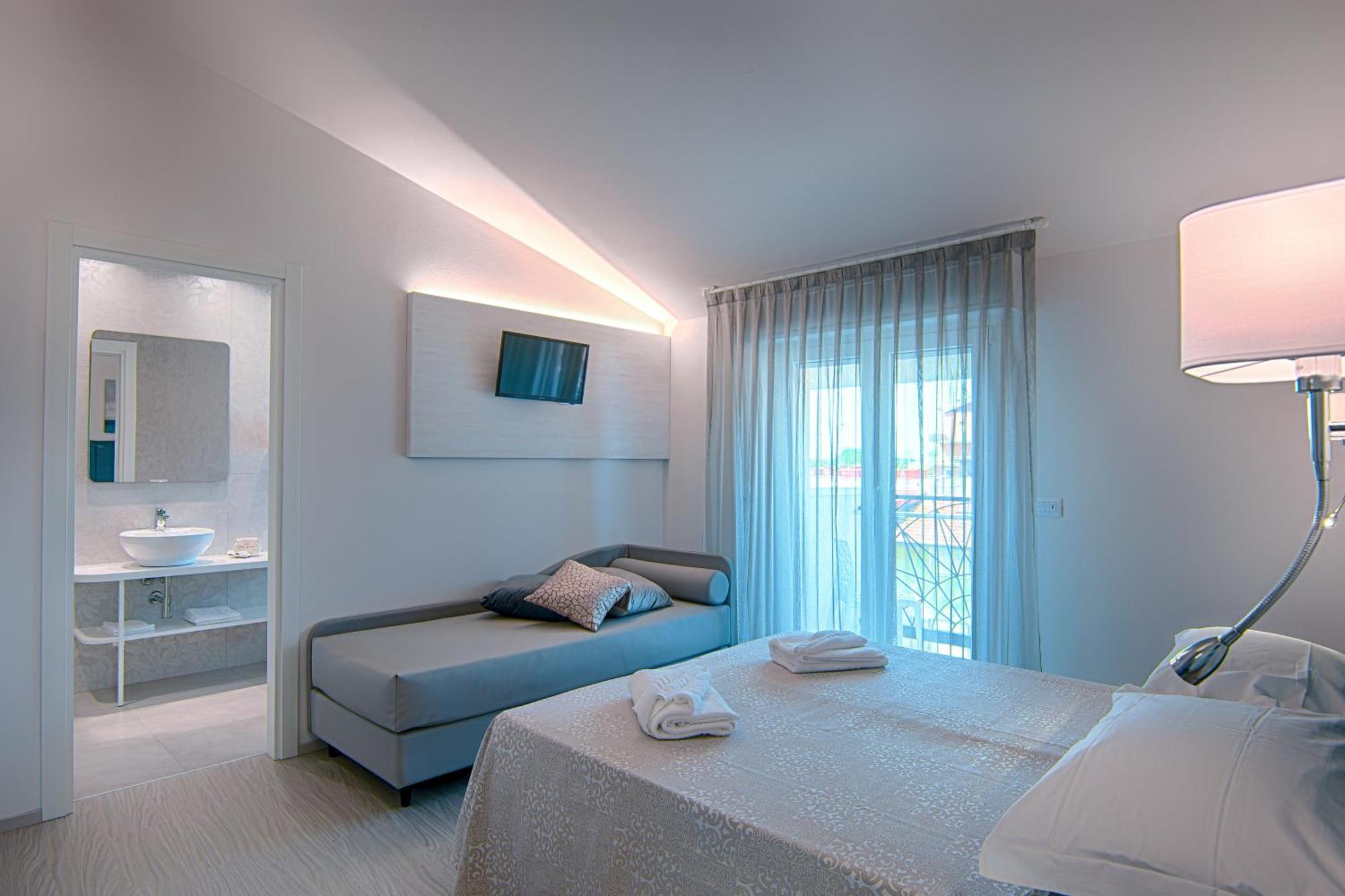 Villa Zavatta "B&B - Rooms & Apartments" ベラーリア・イジェア・マリーナ エクステリア 写真
