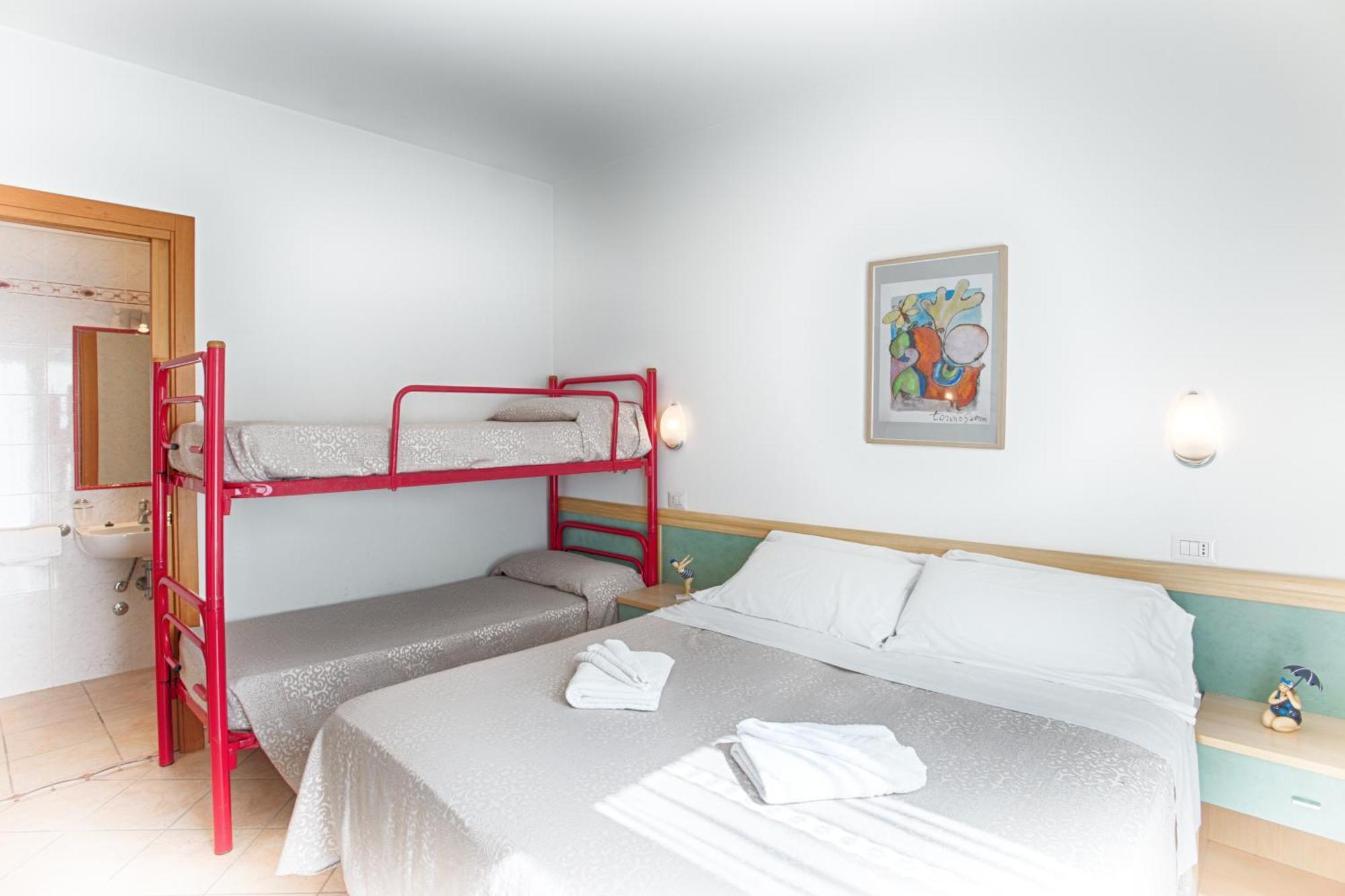 Villa Zavatta "B&B - Rooms & Apartments" ベラーリア・イジェア・マリーナ エクステリア 写真